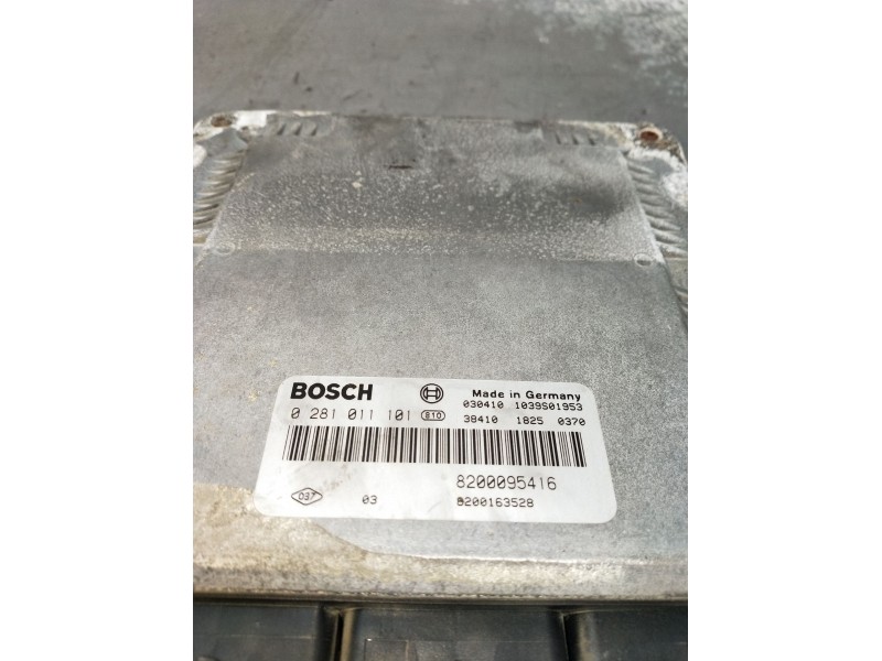 Recambio de centralita motor uce para renault laguna ii grandtour (kg0/1_) 1.9 dci (kg0g) referencia OEM IAM 0281011101 82000954