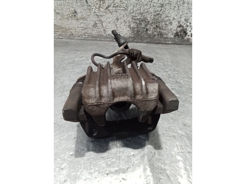Recambio de pinza freno trasera izquierda para audi a3 sportback (8pa) 1.9 tdi referencia OEM IAM   04