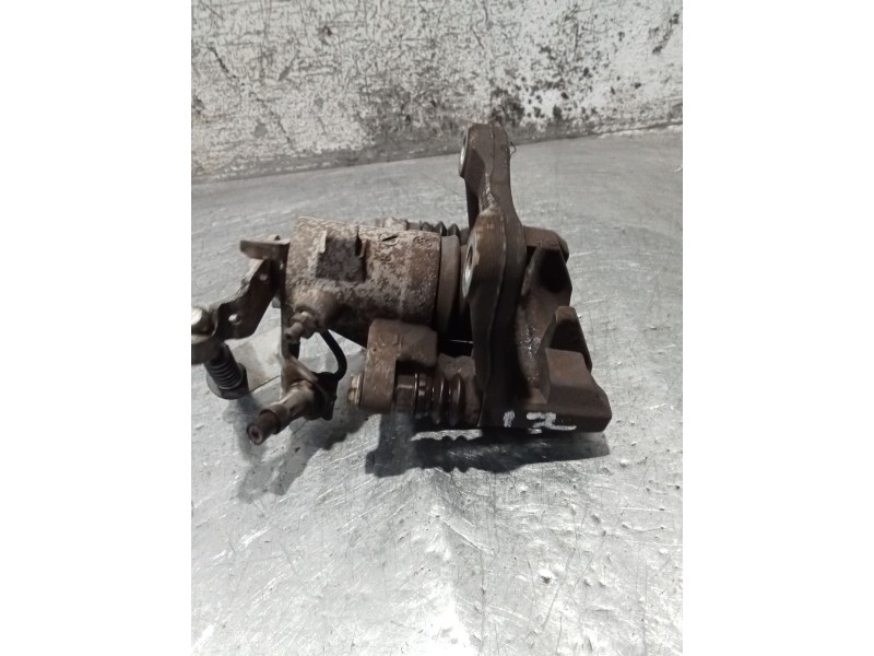 Recambio de pinza freno trasera izquierda para audi a3 sportback (8pa) 1.9 tdi referencia OEM IAM   04