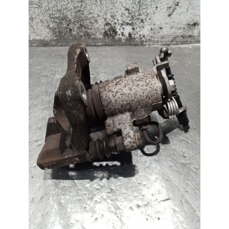 Recambio de pinza freno trasera izquierda para audi a3 sportback (8pa) 1.9 tdi referencia OEM IAM   04