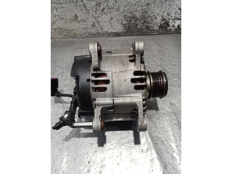 Recambio de alternador para audi a3 sportback (8pa) 1.9 tdi referencia OEM IAM 06F903023C 140A 04