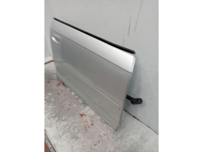 Recambio de puerta delantera derecha para audi a3 sportback (8pa) 1.9 tdi referencia OEM IAM   04