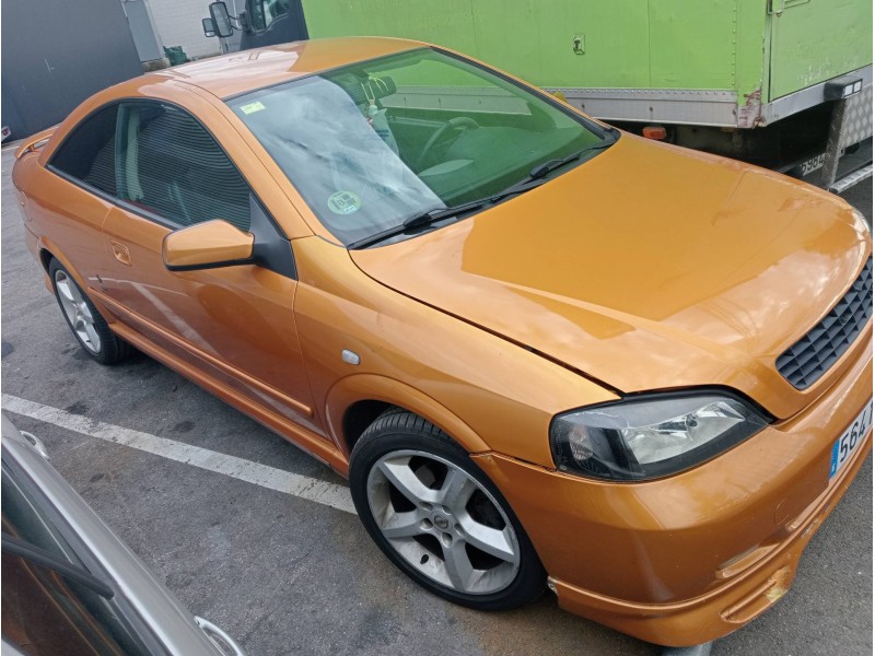 opel astra g coupé del año 2001
