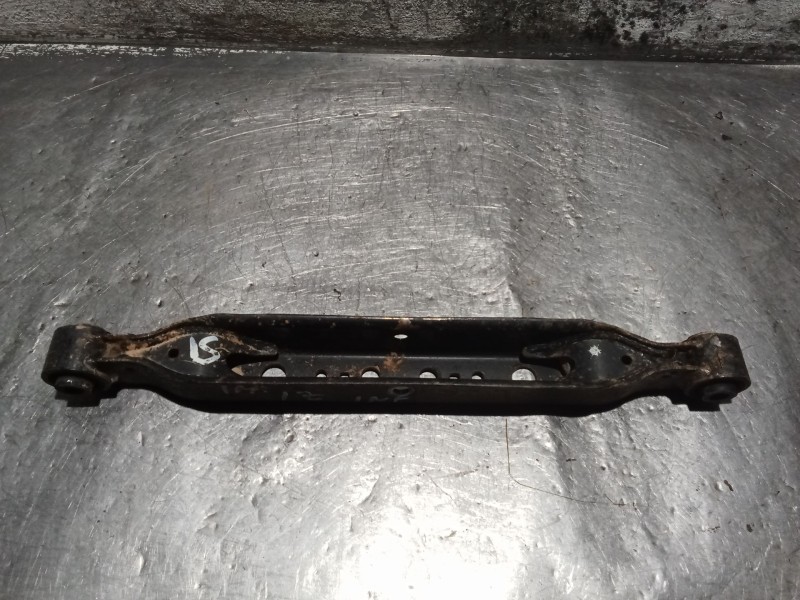 Recambio de brazo suspension inferior trasero izquierdo para nissan qashqai i (j10, nj10) 1.6 dci referencia OEM IAM   