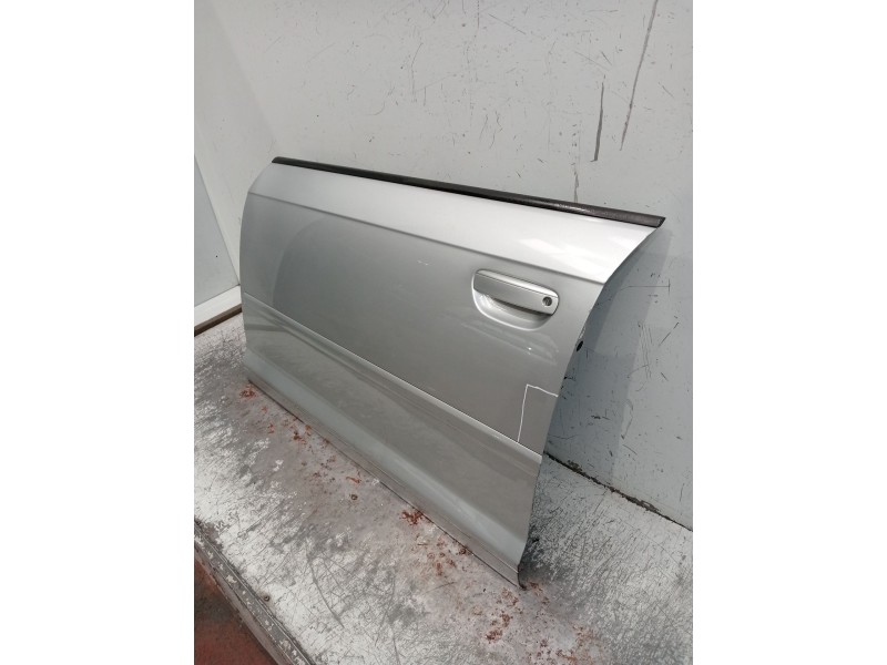 Recambio de puerta delantera izquierda para audi a3 sportback (8pa) 1.9 tdi referencia OEM IAM   04