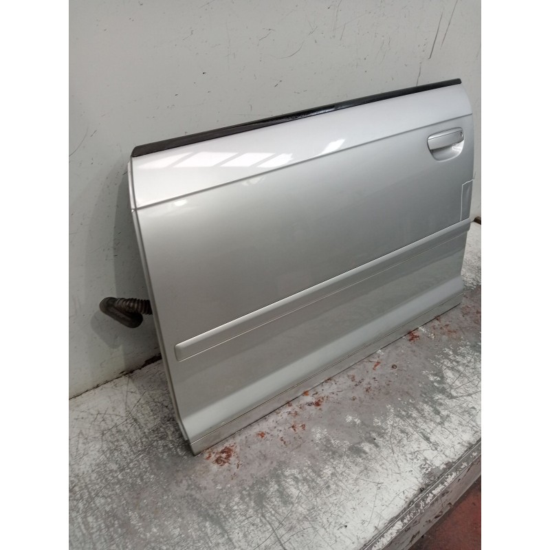 Recambio de puerta delantera izquierda para audi a3 sportback (8pa) 1.9 tdi referencia OEM IAM   04