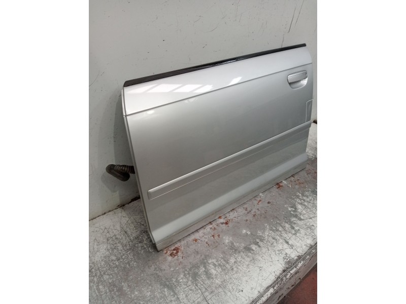 Recambio de puerta delantera izquierda para audi a3 sportback (8pa) 1.9 tdi referencia OEM IAM   04