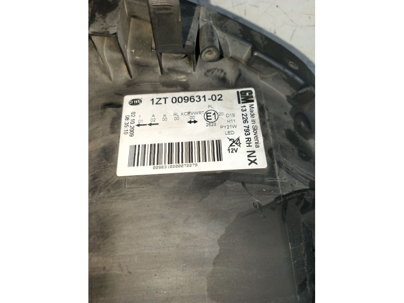 Recambio de faro derecho para opel insignia a (g09) 2.0 cdti (68) referencia OEM IAM 13226793 XENON 1ZT00963102 5DV00972000 08