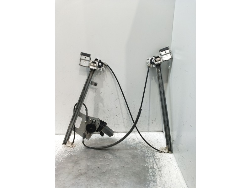 Recambio de elevalunas delantero izquierdo para ford focus i (daw, dbw) 1.8 turbo di / tddi referencia OEM IAM D334601454500017 