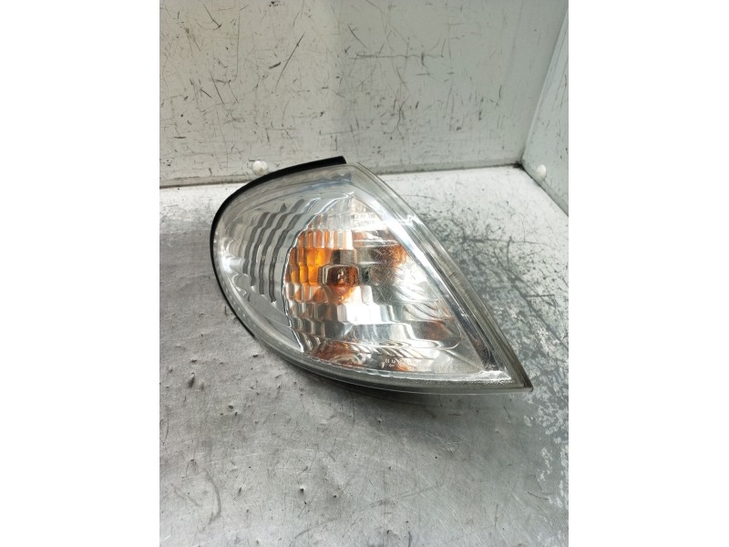 Recambio de piloto delantero derecho para nissan primera hatchback (p11) 2.0 td referencia OEM IAM   