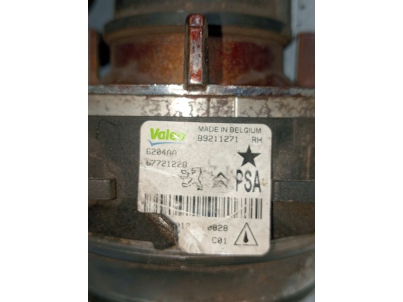 Recambio de faro antiniebla izquierdo para citroën xsara picasso 1.6 hdi 110 satisfaction referencia OEM IAM 89211271 67721228 6