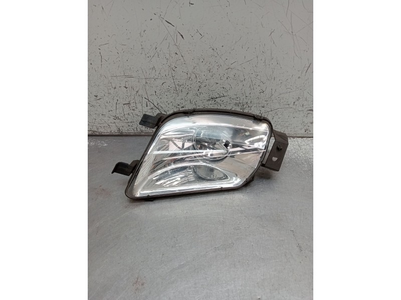 Recambio de faro antiniebla derecho para peugeot 308 referencia OEM IAM 9680498880 89205441 