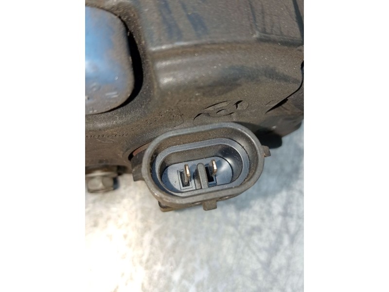 Recambio de faro antiniebla derecho para nissan qashqai (j10) referencia OEM IAM 89206363 261508990B 