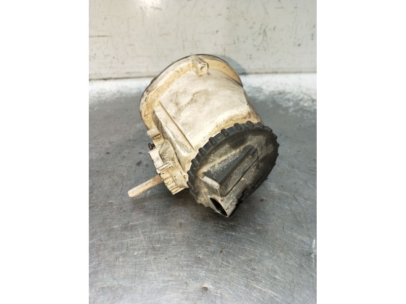 Recambio de faro antiniebla derecho para fiat doblo monospace (119_, 223_) 1.3 jtd referencia OEM IAM 041070999000  06