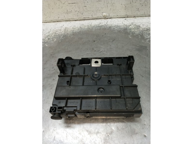 Recambio de caja reles / fusibles para citroën c4 i (lc_) 1.4 16v referencia OEM IAM 9664706280 BSMR05 10981256 