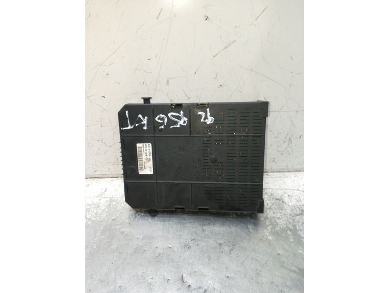 Recambio de caja reles / fusibles para citroën c4 i (lc_) 1.4 16v referencia OEM IAM 281201906C 281208364 281192462C 