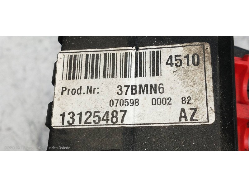 Recambio de caja reles / fusibles para opel vectra c berlina club referencia OEM IAM 13125487  