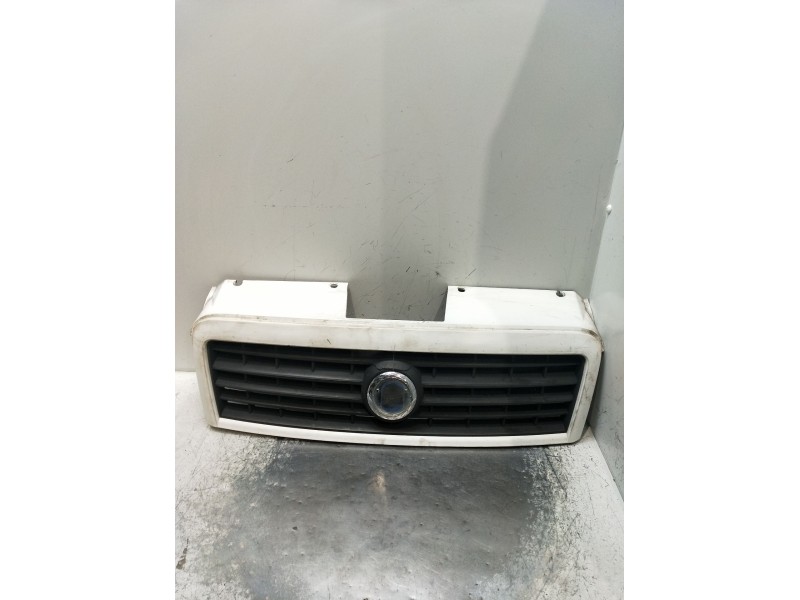 Recambio de rejilla delantera para fiat doblo monospace (119_, 223_) 1.3 jtd referencia OEM IAM   06