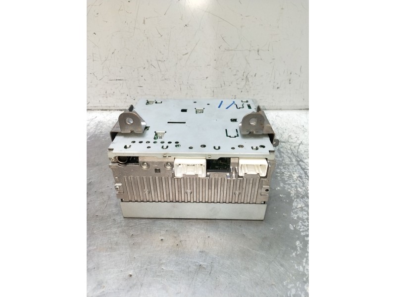 Recambio de sistema audio / radio cd para mitsubishi montero iv (v8_w, v9_w) 3.2 di-d 4wd (v98w, v88w) referencia OEM IAM 070290