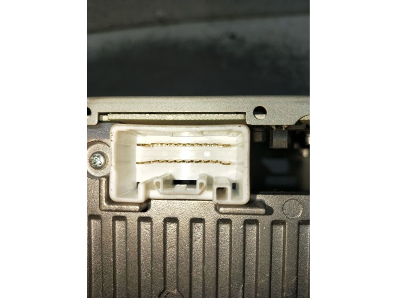 Recambio de sistema audio / radio cd para mitsubishi montero iv (v8_w, v9_w) 3.2 di-d 4wd (v98w, v88w) referencia OEM IAM 070290