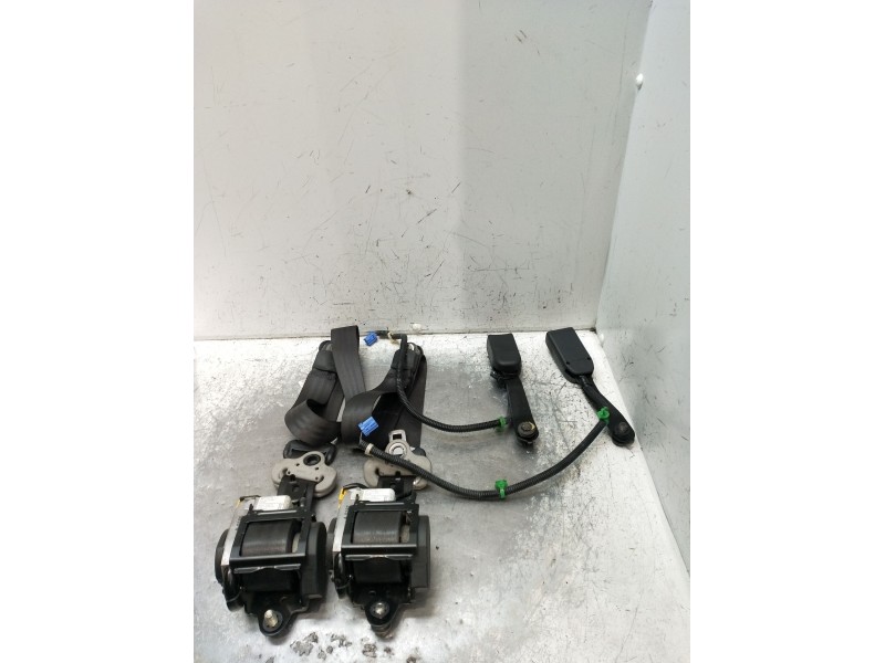 Recambio de juego cinturones delantero para honda accord vii (cl, cn) 2.2 i-ctdi (cn1) referencia OEM IAM  5P 04
