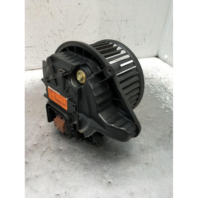 Recambio de motor calefaccion para audi a4 b7 (8ec) 2.0 referencia OEM IAM 8E1820021E K01000CCW 983692C 01