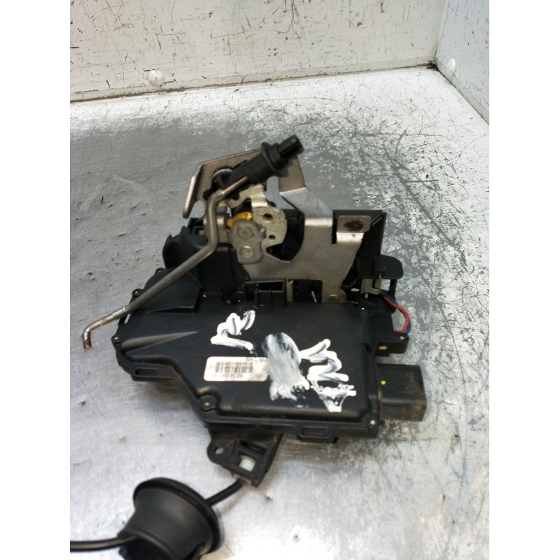 Recambio de motor cierre centralizado trasero izquierdo para audi a4 b7 (8ec) 2.0 referencia OEM IAM 8E0839015C 4P 01