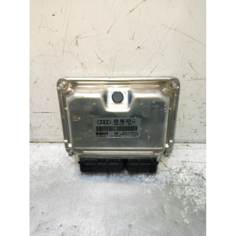 Recambio de centralita motor uce para audi a4 b7 (8ec) 2.0 referencia OEM IAM 0281011222 038906019LJ 1039S05323 01