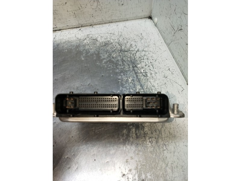 Recambio de centralita motor uce para audi a4 b7 (8ec) 2.0 referencia OEM IAM 0281011222 038906019LJ 1039S05323 01