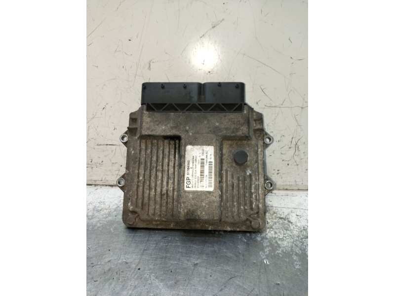 Recambio de centralita motor uce para fiat doblo monospace (119_, 223_) 1.3 jtd referencia OEM IAM 51784560 5T9XTGBF 7160008602 