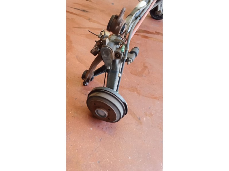 Recambio de puente trasero para peugeot 206 hatchback (2a/c) 1.4 i referencia OEM IAM TAMBOR  