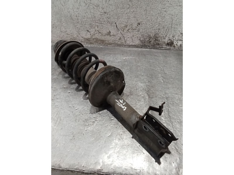 Recambio de amortiguador delantero izquierdo para dacia sandero ii (b8_) 1.5 dci referencia OEM IAM   12