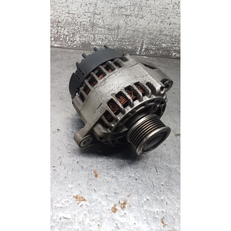 Recambio de alternador para opel zafira b furgoneta/monovolumen (a05) 1.9 cdti van (m75) referencia OEM IAM 0986048793 93169028 