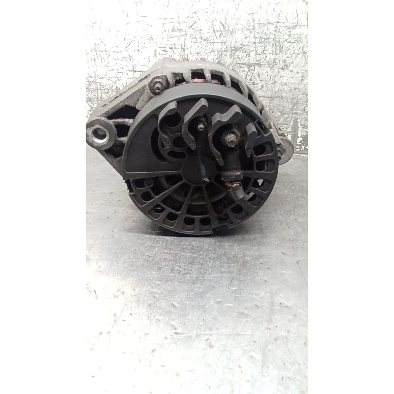 Recambio de alternador para opel zafira b furgoneta/monovolumen (a05) 1.9 cdti van (m75) referencia OEM IAM 0986048793 93169028 
