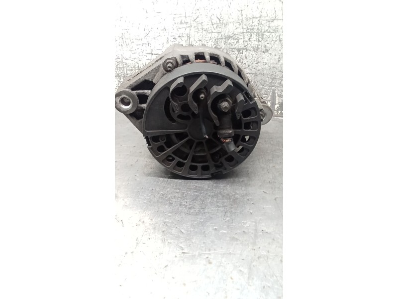 Recambio de alternador para opel zafira b furgoneta/monovolumen (a05) 1.9 cdti van (m75) referencia OEM IAM 0986048793 93169028 