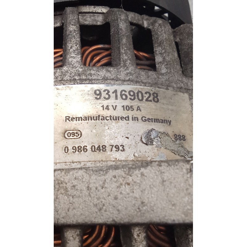 Recambio de alternador para opel zafira b furgoneta/monovolumen (a05) 1.9 cdti van (m75) referencia OEM IAM 0986048793 93169028 