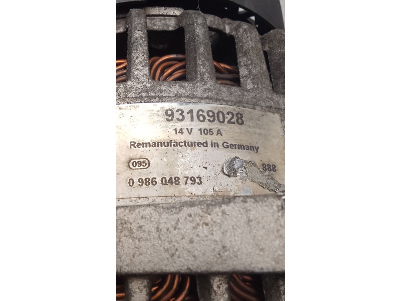 Recambio de alternador para opel zafira b furgoneta/monovolumen (a05) 1.9 cdti van (m75) referencia OEM IAM 0986048793 93169028 