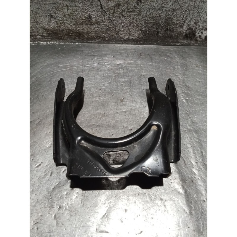Recambio de brazo suspension superior delantero derecho para citroën c5 berlina millenium referencia OEM IAM 9682594280  08