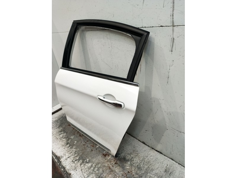 Recambio de puerta trasera izquierda para citroën c5 berlina millenium referencia OEM IAM  4P 08