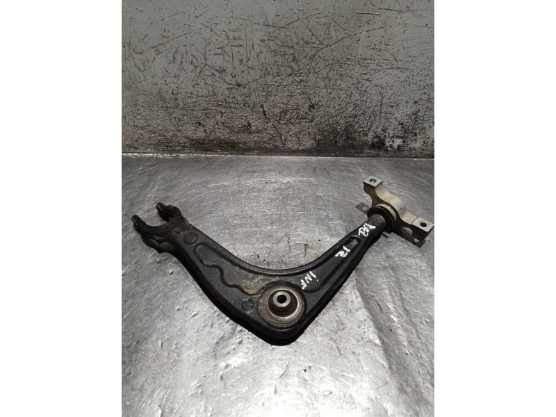 Recambio de brazo suspension inferior delantero izquierdo para citroën c5 berlina millenium referencia OEM IAM 7BAA10  08