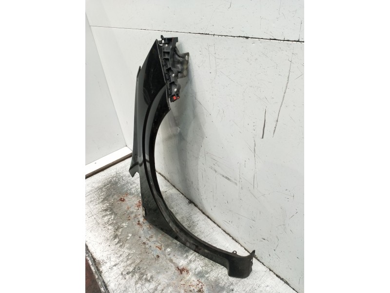 Recambio de aleta delantera derecha para opel zafira b furgoneta/monovolumen (a05) 1.9 cdti van (m75) referencia OEM IAM  05 