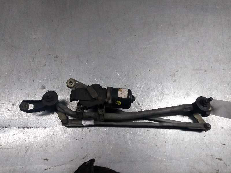 Recambio de motor limpia delantero para nissan almera (n16/e) acenta referencia OEM IAM   