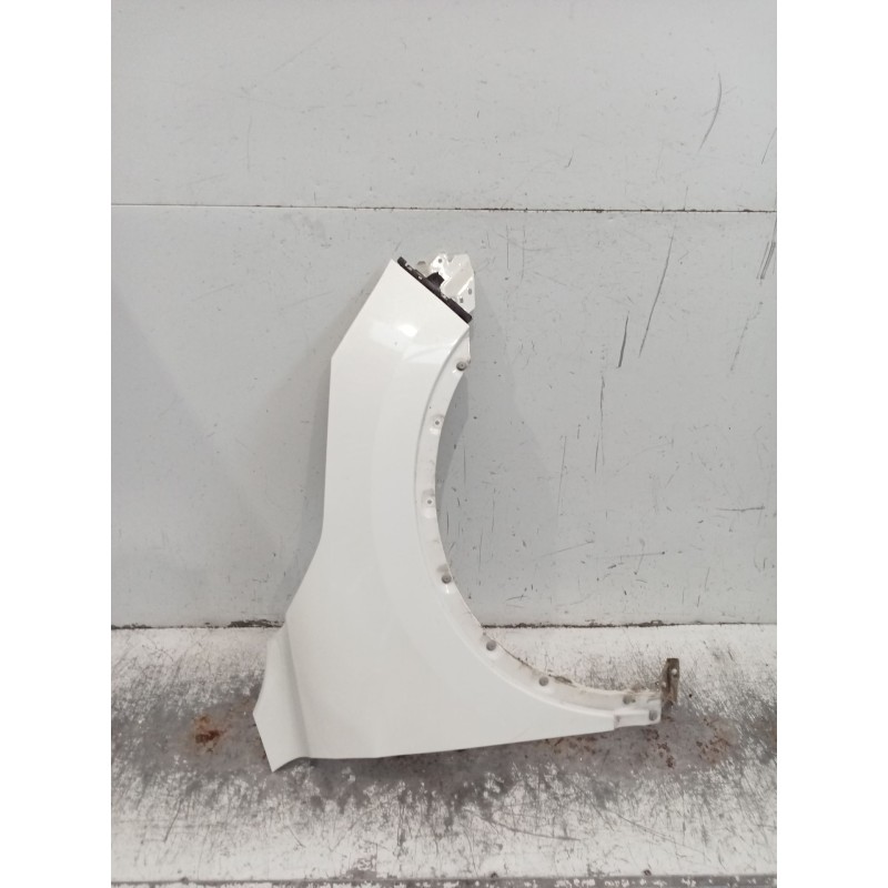 Recambio de aleta delantera derecha para nissan qashqai ii (j11, j11_) 1.2 dig-t referencia OEM IAM   