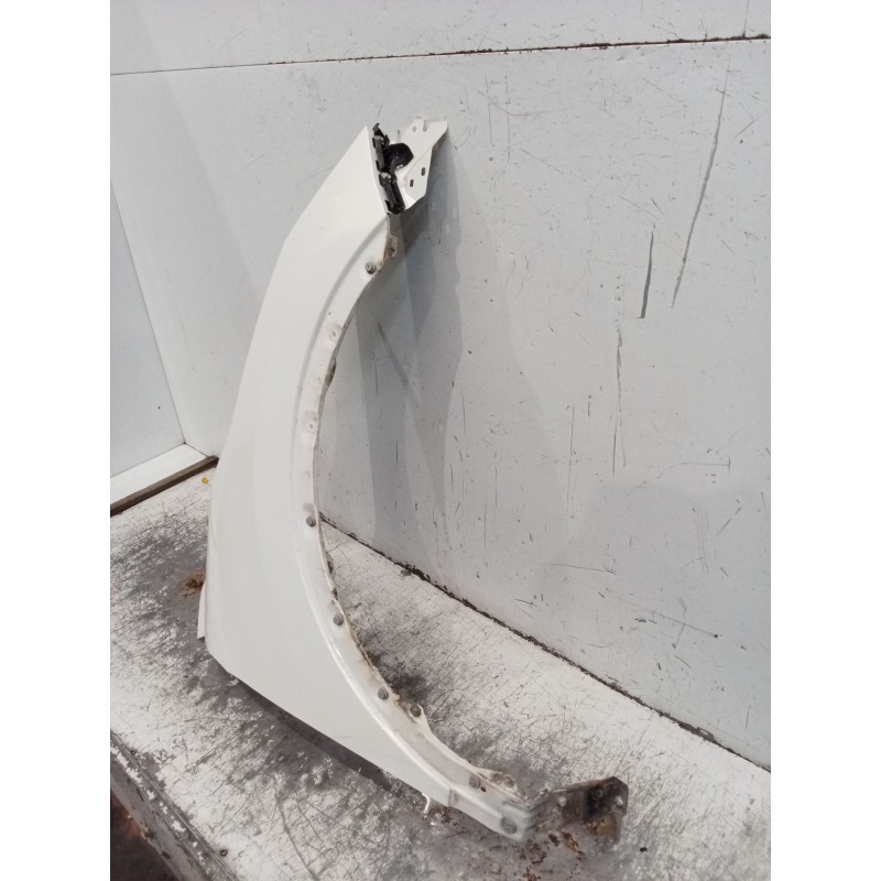 Recambio de aleta delantera derecha para nissan qashqai ii (j11, j11_) 1.2 dig-t referencia OEM IAM   