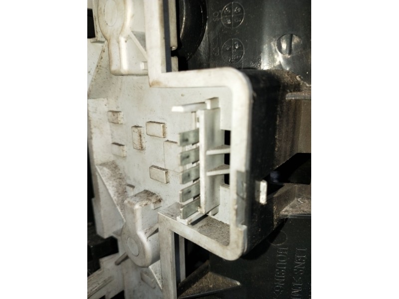 Recambio de piloto trasero derecho para opel zafira b furgoneta/monovolumen (a05) 1.9 cdti van (m75) referencia OEM IAM   05