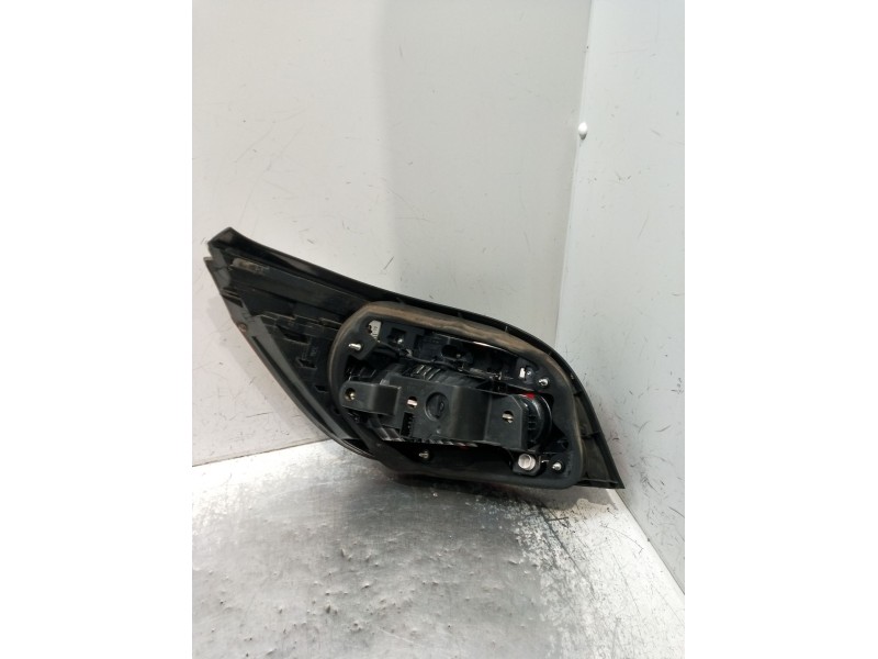Recambio de piloto trasero derecho para bmw 5 (e60) 520 d referencia OEM IAM 7177702 16433201 07