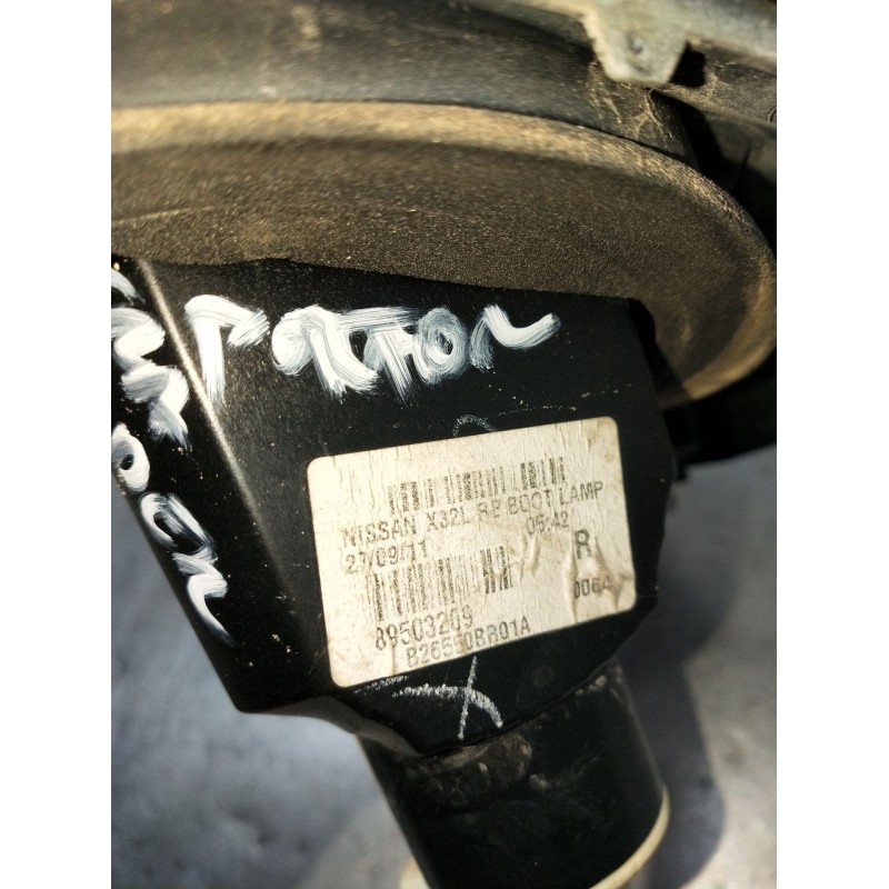 Recambio de piloto trasero derecho interior para nissan qashqai i (j10, nj10) 1.6 dci referencia OEM IAM 89503209 B26550BR01A 11