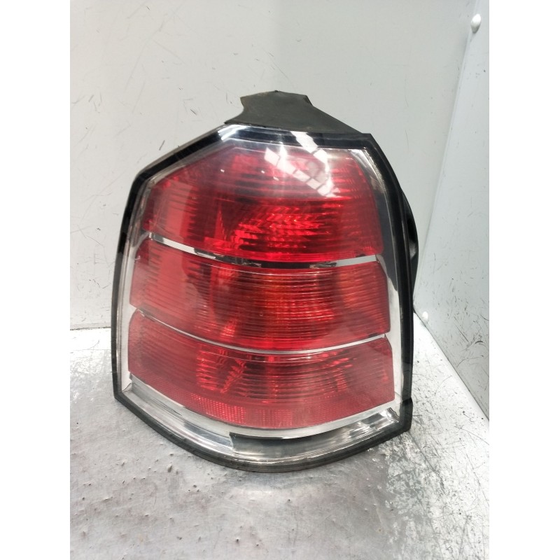 Recambio de piloto trasero izquierdo para opel zafira b furgoneta/monovolumen (a05) 1.9 cdti van (m75) referencia OEM IAM   05