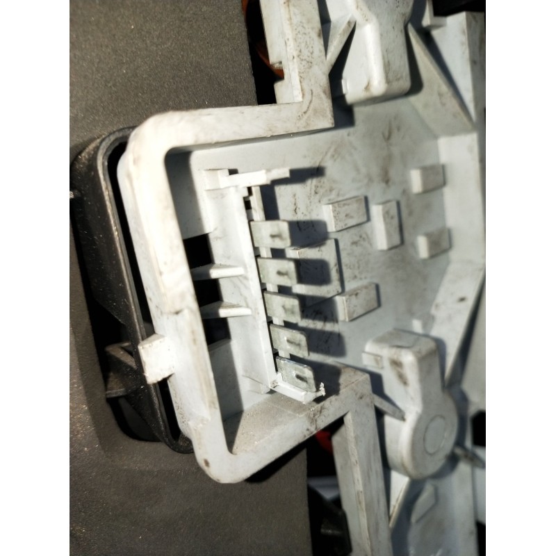 Recambio de piloto trasero izquierdo para opel zafira b furgoneta/monovolumen (a05) 1.9 cdti van (m75) referencia OEM IAM   05