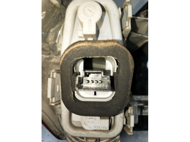 Recambio de piloto trasero derecho para citroën c4 picasso i monospace (ud_) 1.6 hdi referencia OEM IAM   06